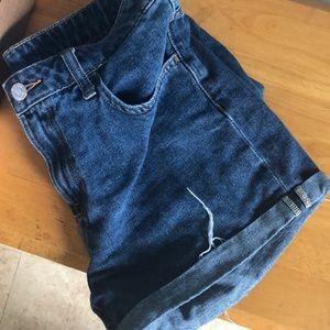 H&M Shorts (Front pockets!)